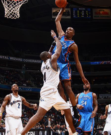 虎牙发布2025年Q3财报：直播企稳回升、游戏相关服务快速增长，运营业绩持续向好