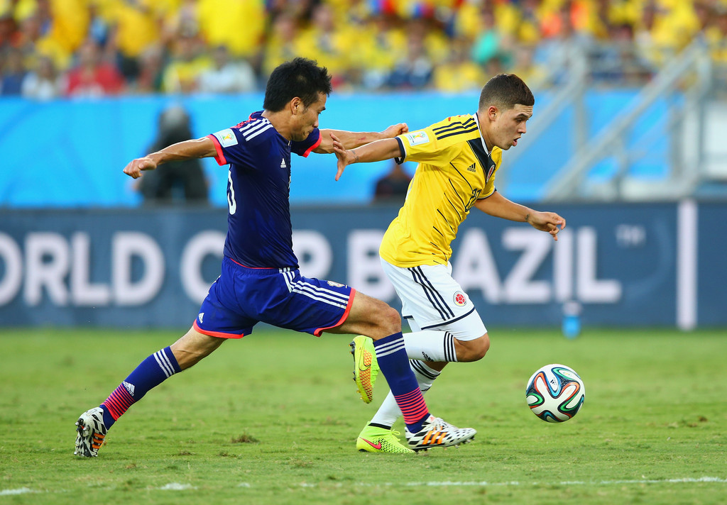 詹姆斯&东契奇接连飙进三分