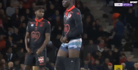 5连败！字母哥缺战雄鹿遭33分狂虐，杨瀚森2分钟0分0板