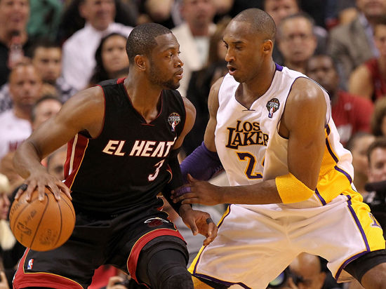 意媒：胡梅尔斯、迪巴拉、伦施都能出战罗马与波尔图的次回合