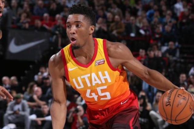 北京国安在2025年足协杯夺冠，五冠登顶，与上海海港同获亚冠资格，但亚冠表现惨淡，中超差距明显。