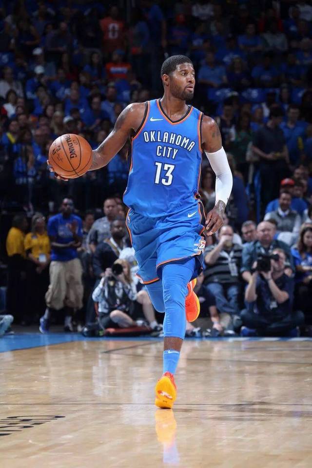 快船超勇士升西部第六！哈登29分击溃尼克斯73秒三分三连击太无解