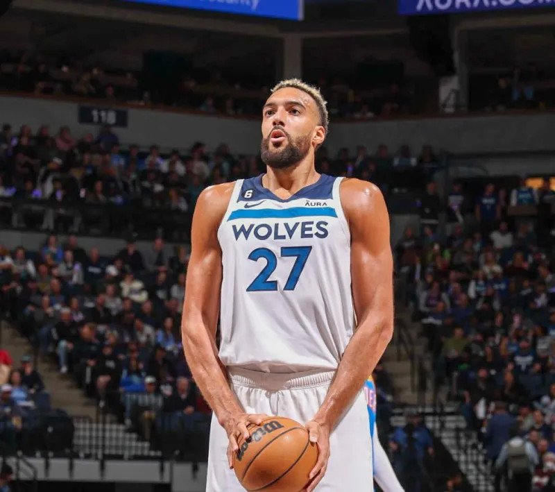 阿森纳官宣：冬窗签下布伦特福德前锋托尼